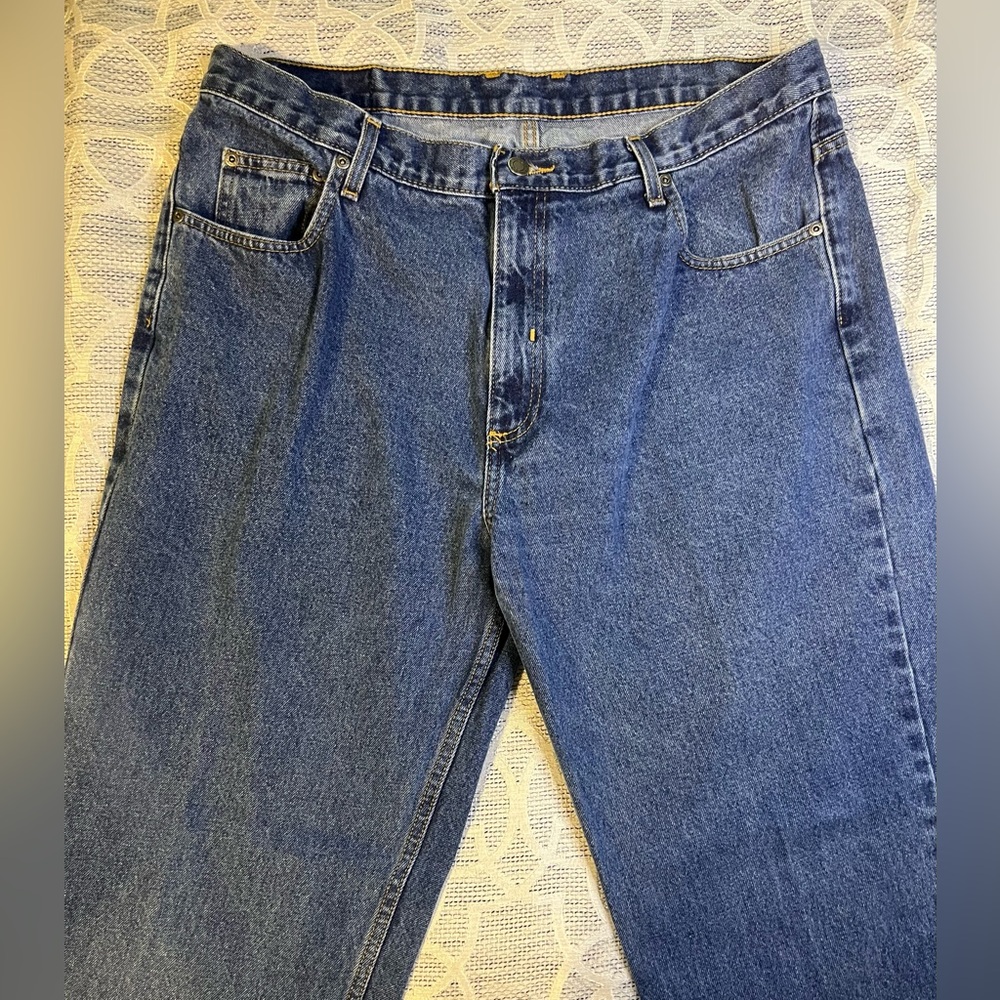 Men’s 38/32 Blue Jeans with Medium Wash